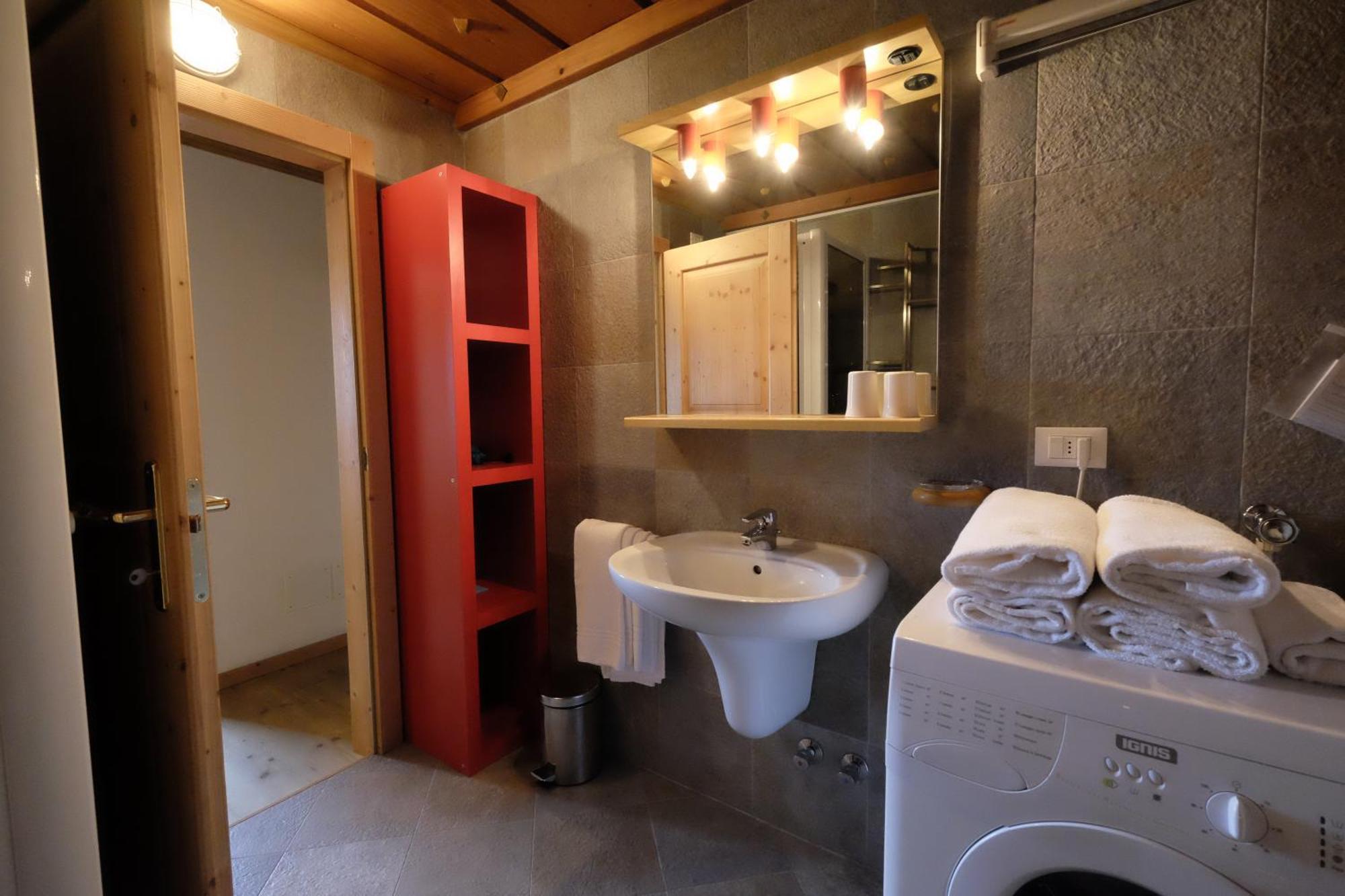Residenza Bagni & Miramonti Aparthotel Cavalese Buitenkant foto